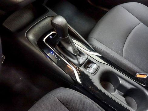Certified 2022 Toyota Corolla LE FWD image 19