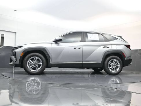 Certified 2026 Hyundai Tucson SE FWD image 27