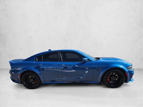 Used 2022 Dodge Charger SRT Hellcat w/ Harman/Kardon Audio Group RWD image 4