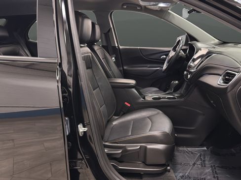 Used 2021 Chevrolet Equinox Premier w/ Redline Edition AWD/4WD image 23