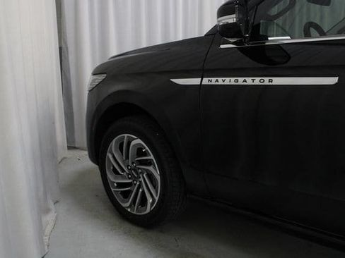 New 2027 Lincoln Navigator L Reserve AWD/4WD image 29