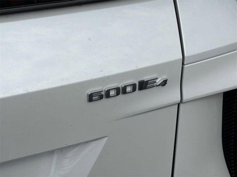 New 2025 Cadillac Lyriq Sport image 30