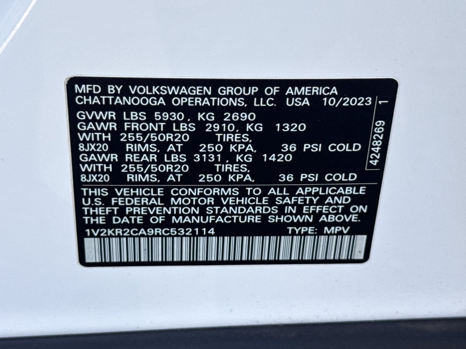 Certified 2024 Volkswagen Atlas SE w/ Panoramic Sunroof Package AWD/4WD image 29