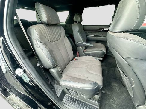 Used 2025 Hyundai Palisade Calligraphy image 31