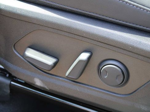 New 2026 Kia Sorento X-Line EX image 22