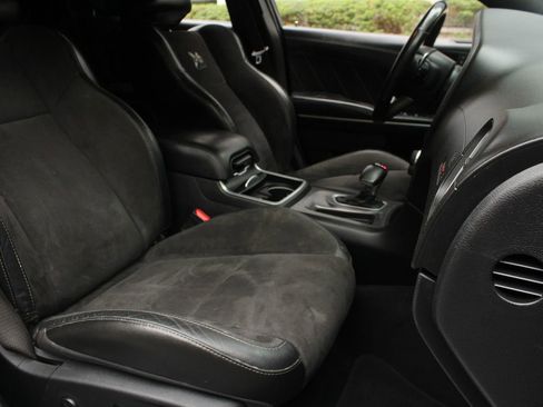 Used 2020 Dodge Charger Scat Pack RWD image 25