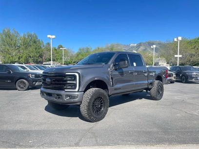New 2026 Ford F350 Platinum w/ Tremor Off-Road Package