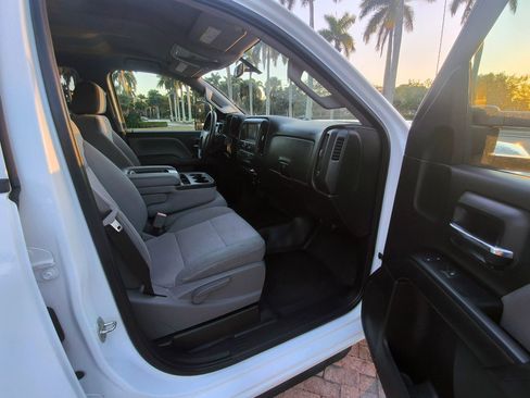 Used 2017 Chevrolet Silverado 3500 W/T image 34
