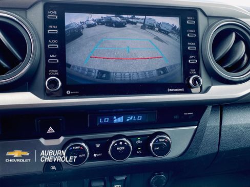 Used 2022 Toyota Tacoma SR5 RWD image 19