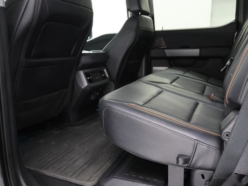 Used 2025 Ford F250 Lariat w/ Lariat Ultimate Package AWD/4WD image 39
