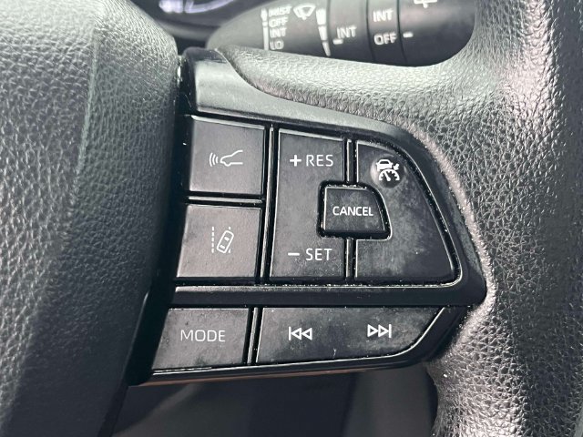 Used 2024 Toyota Sienna LE FWD image 26