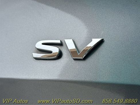 Used 2018 Nissan Rogue SV w/ Premium Package image 39