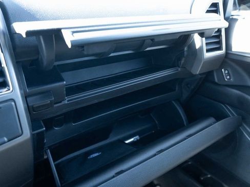 Used 2021 Ford Expedition XLT image 18