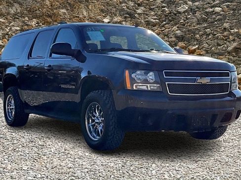 Used 2012 Chevrolet Suburban LS w/ Convenience Package 1 image 9
