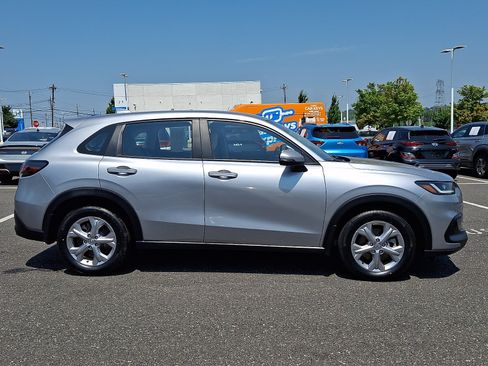 Certified 2024 Honda HR-V LX image 7