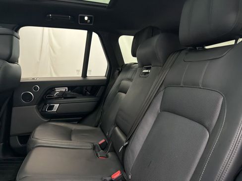 Used 2019 Land Rover Range Rover HSE image 19