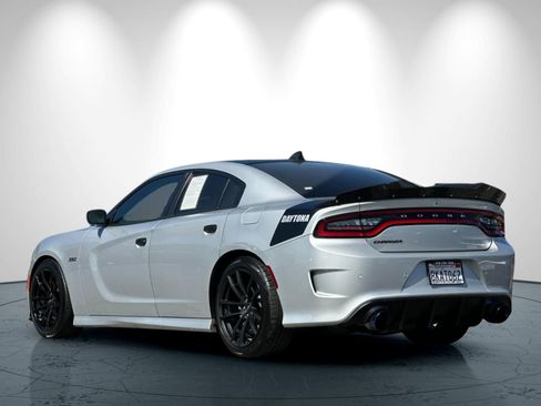 Used 2019 Dodge Charger Scat Pack w/ Daytona Edition Group image 6