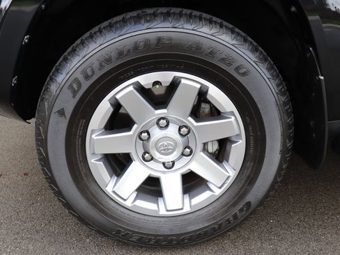 Used 2016 Toyota 4Runner Trail Premium image 72