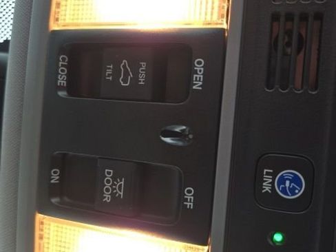 Used 2020 Honda Odyssey Elite image 34