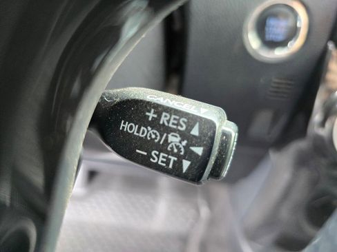 Used 2020 Toyota 4Runner TRD Off-Road Premium image 32