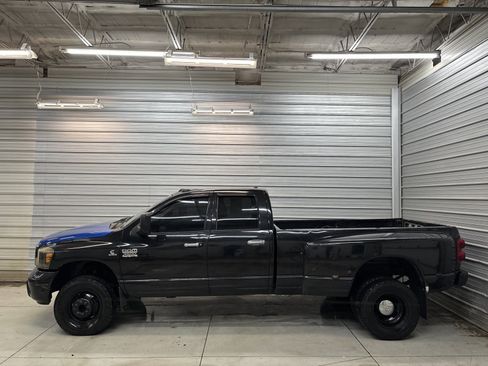 Used 2007 Dodge Ram 3500 Truck SLT image 8