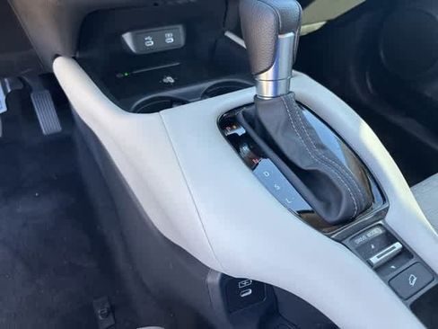 Used 2026 Honda HR-V LX image 18