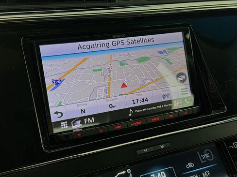 Used 2014 Toyota Avalon Limited w/ Technology Package image 13