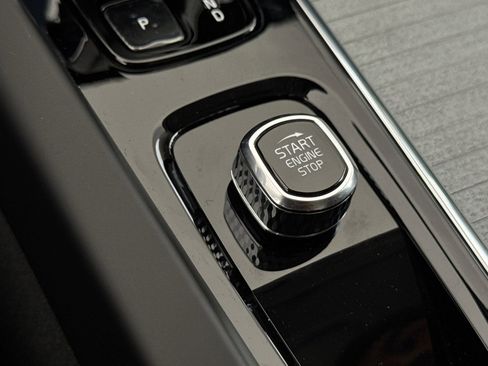 New 2025 Volvo XC60 T8 Plus w/ Protection Package Premier image 26