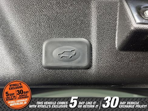 Certified 2012 GMC Acadia SLT image 23