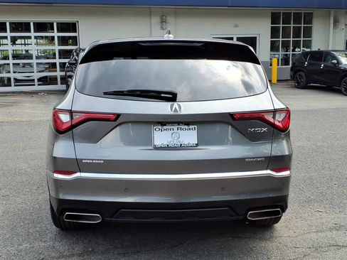 Certified 2024 Acura MDX SH-AWD w/ Technology Package image 6