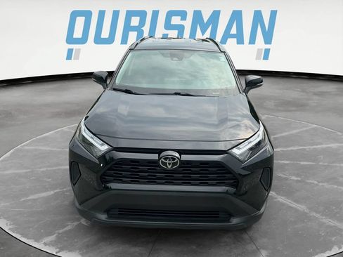 Used 2024 Toyota RAV4 XLE FWD image 9