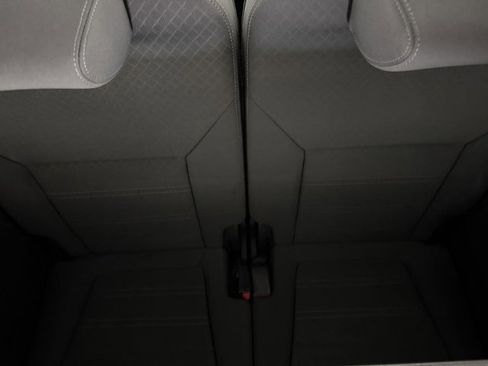 Used 2018 Kia Sorento LX image 26