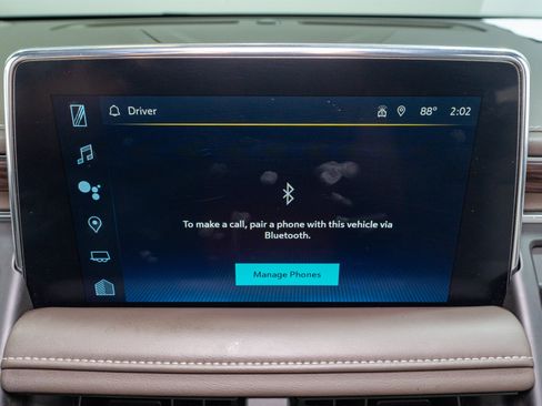 Used 2022 Chevrolet Tahoe LT w/ LT Signature Package RWD image 19