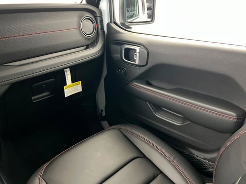 New 2026 Jeep Wrangler Rubicon image 10