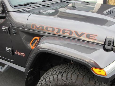 Used 2021 Jeep Gladiator Mojave image 44