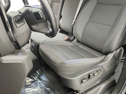 Used 2022 Chevrolet Silverado 1500 LT image 22