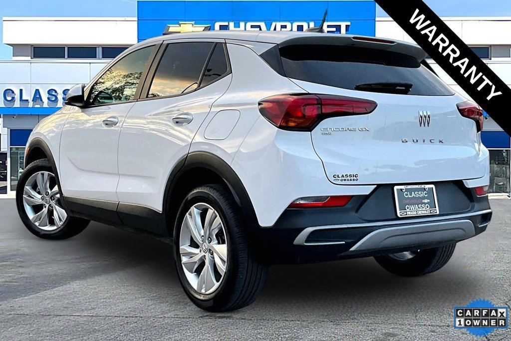 Used 2025 Buick Encore GX Preferred AWD/4WD image 3