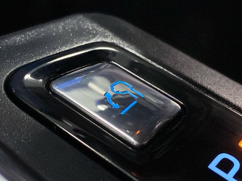 New 2025 Ford F150 Platinum image 25