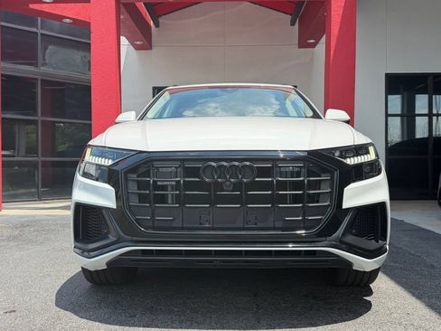 Used 2023 Audi Q8 Premium Plus w/ Premium Plus Package AWD/4WD image 3