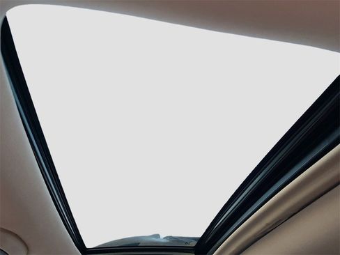 Used 2023 Subaru Outback Touring XT image 23