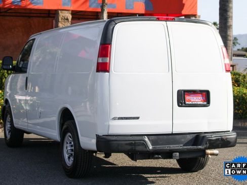 Used 2016 Chevrolet Express 2500 image 6