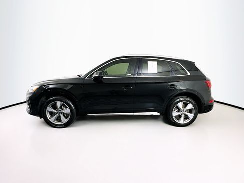 Used 2023 Audi Q5 2.0T Premium w/ Convenience Package AWD/4WD image 4