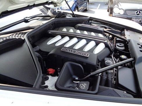 Used 2017 Rolls-Royce Ghost image 43