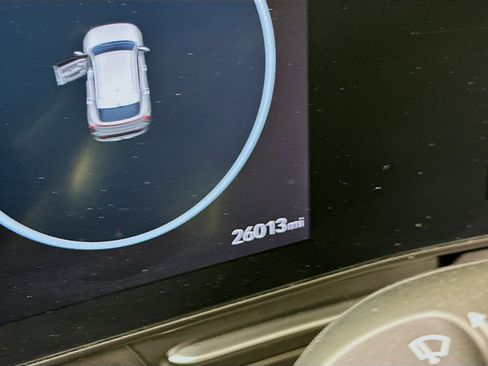 Used 2024 Hyundai Kona SEL FWD image 19