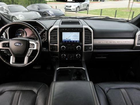 Used 2021 Ford F250 Platinum w/ FX4 Off-Road Package image 11