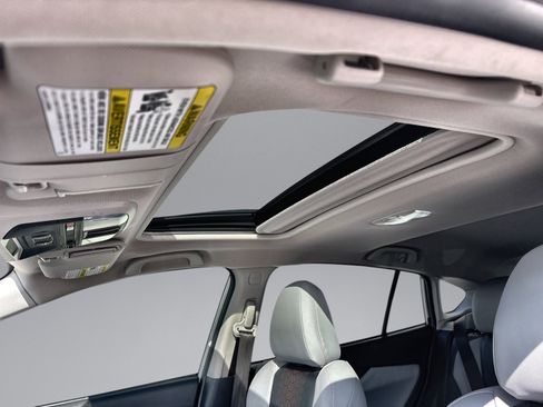 Used 2022 Subaru Crosstrek 2.5i Limited w/ Moonroof Package 2 image 31