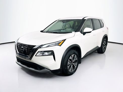 Used 2023 Nissan Rogue SV FWD image 3