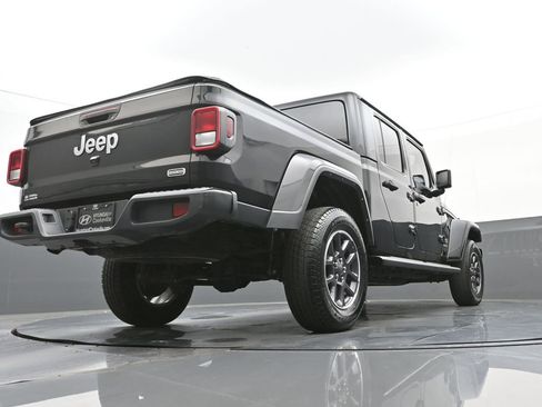 Used 2023 Jeep Gladiator Overland image 40
