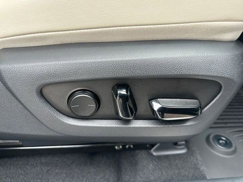 Used 2024 Lexus RX 350 Premium Plus w/ Convenience Package image 41