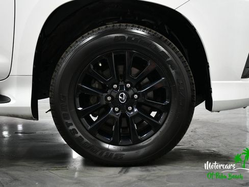 Used 2023 Lexus GX 460 w/ Black Line Special Edition AWD/4WD image 15